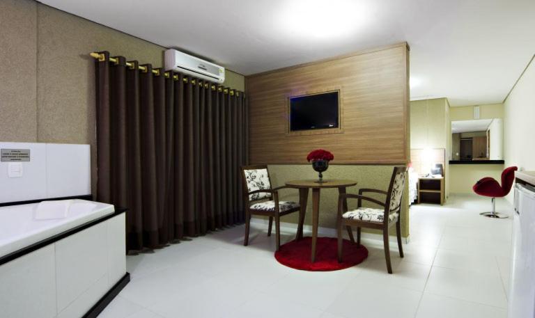 Roma'S Hotel Umuarama Esterno foto